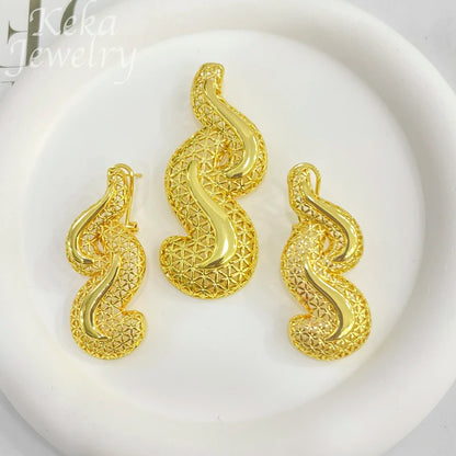 Parure Dorée Pendentif Rond Boucles Géométriques