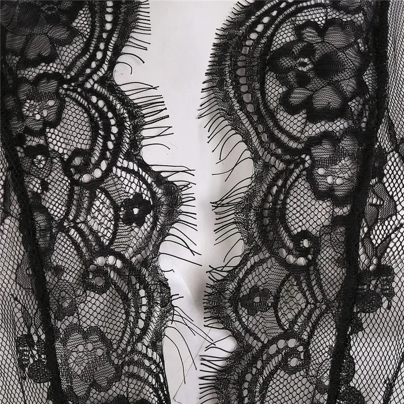 Nuisette Dentelle Transparente Col V avec String